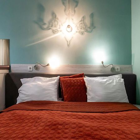 Apart Hotel Michelle Odessa Extérieur photo