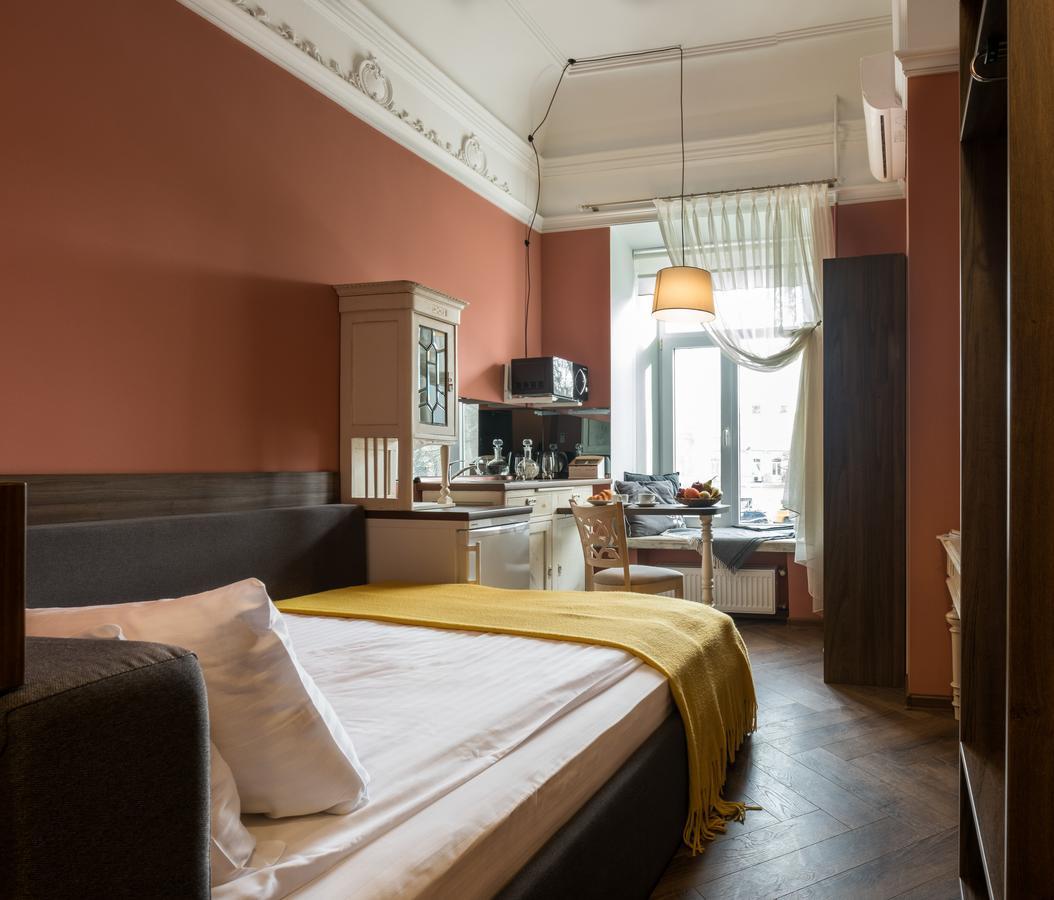 Apart Hotel Michelle Odessa Extérieur photo